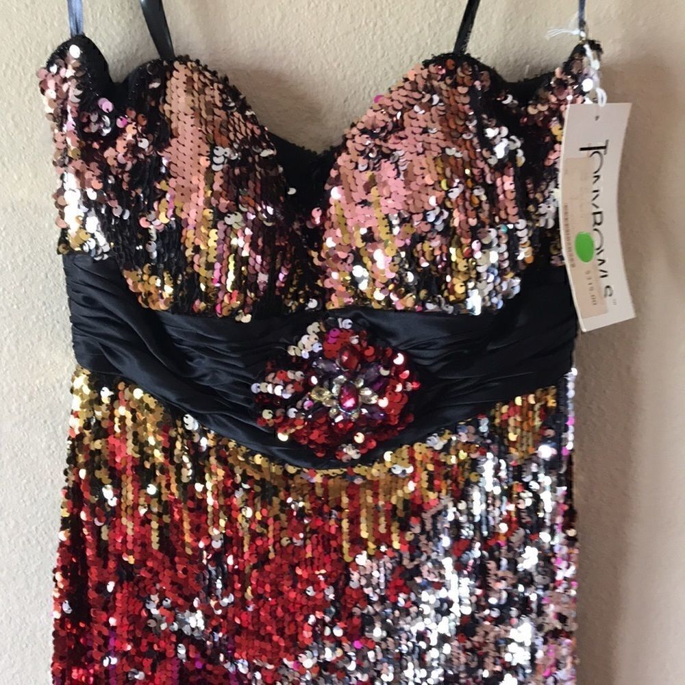 NEW Tony Bowls Multi Sequin Black Cocktail Dress - Picture 5 of 9